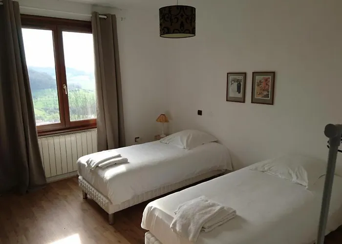 Les Hauts De Sion Casa de Férias Saxon-Sion